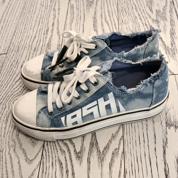 ASH KEDS *above see level* - Picture 3 of 13